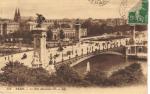 CPA  Paris  "  Le pont Alexandre III  "