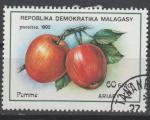 MADAGASCAR N 1055 o Y&T 1992 Fruits (pommes)