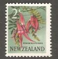 New Zealand - Scott 384   flower / fleur