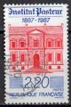 France 1987; Y&T n 2496; 2,20F Institut Pasteur