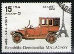 **   MADAGASCAR    15 F  1984  YT-703  " Renault 1907 "  (o)   **