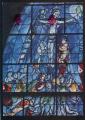"CPM neuve SARREBOURG Chapelle des Cordeliers, Vitrail "" La Paix "" de Marc CHAGALL dtail: Crucifixion"