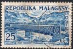 Madagascar (Rp.) 1960 - Pont Prsident Tsiranana sur le Sofia - YT 351 