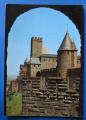 CP 11 Carcassonne - Dfense de l'Avant Porte d'Aude et le Chateau Comtal