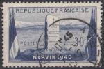1952 FRANCE obl 922 pli
