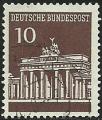 Alemania 1966-67.- Puerta de Brandeburgo. Y&T 368. Scott 952. Michel 506.