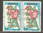 Nigeria - Scott 493-2    flower / fleur