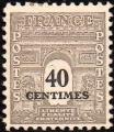 FRANCE - 1945 - Y&T 703 - Arc de Triomphe - Neuf avec charnire