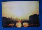 CP 75 Paris - Lever du Jour sur la Seine et le Pont Neuf (timbr)