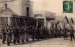 Camp de SATHONAY (69) - Relve de la Garde: les Zouaves remplaant l'Infanterie