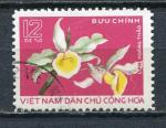 Timbre NORD VIETNAM  Obl  1976   N 901   Y&T   Fleurs Orchides