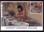 CPM Etats Unis TAHLEQUAH Oklahoma The making of Cherokee ancient pottery