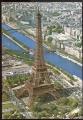 CPM  PARIS 16me  La Tour Eiffel  Vue arienne