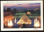 CPM neuve 75 PARIS La Pyramide du Louvre la nuit 