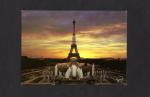 Carte postale CPSM : Paris , Tour Eiffel , Jardins du Trocadro