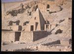 CPM non crite Egypte Valle de Luxor DEIR EL MEDINA La Pyramide restaure