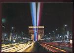 CPM neuve 75 PARIS Les Champs Elyses et l'Arc de Triomphe illumins 14 juillet?