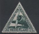 Pays Bas : poste arienne n 10 xx neuf sans trace de charnire anne 1933