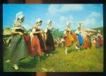 CPM non crite Folklore de Provence " La Mazurka souto li pins " Danse provenale