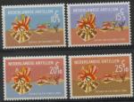 Antilles nerlandaises : n 381  384 x neuf avec trace de charnire, 1968