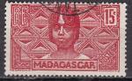 MADAGASCAR N166 de 1930 oblitr "femme btsilo"