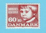 DANEMARK DANMARK ENFANT 1971 / MNH**
