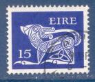Irlande N422 Chien stylis (broche ancienne) 15p oblitr