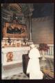 CPM neuve 01 ARS Le Pape Jean Paul II devant la chsse du St. Cur d'Ars en 1986