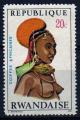 RWANDA N 408 *(nsg) Y&T 1970 Coiffes africaines