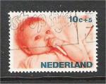 Netherlands - NVPH 870   child / enfant