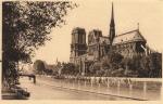 CPA  Paris  "  Notre Dame et le square de l'archevch  "
