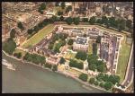 CPM  Royaume Uni  LONDRES  Vue arienne de la Tour de Londres