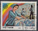 1983 VIETNAM SOCIALISTE obl 465