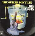 SP 45 RPM (7")  Joe Dassin " The guitar don't lie "