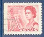 Canada n381 Elizabeth II 4c carmin oblitr (non dentel  gauche)